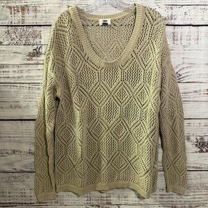 Old Navy Women's Tan V-Neck Crochet  Sweater